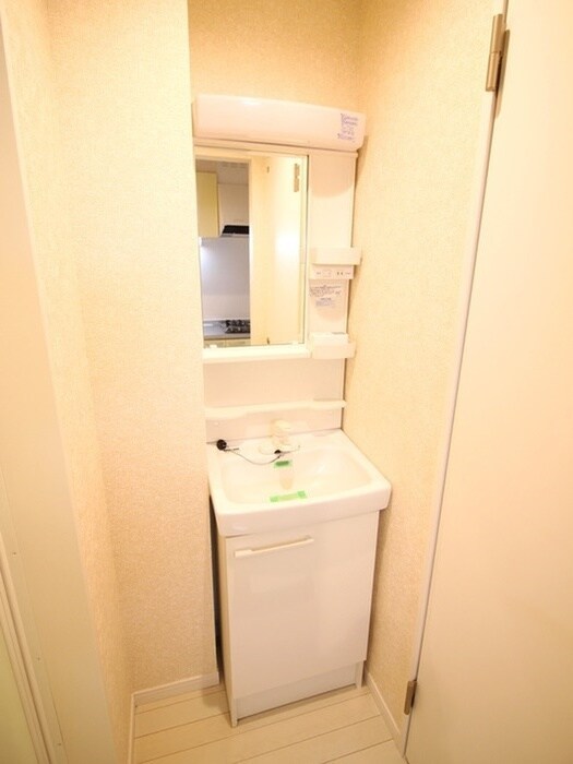 物件内観写真13　(洗面)