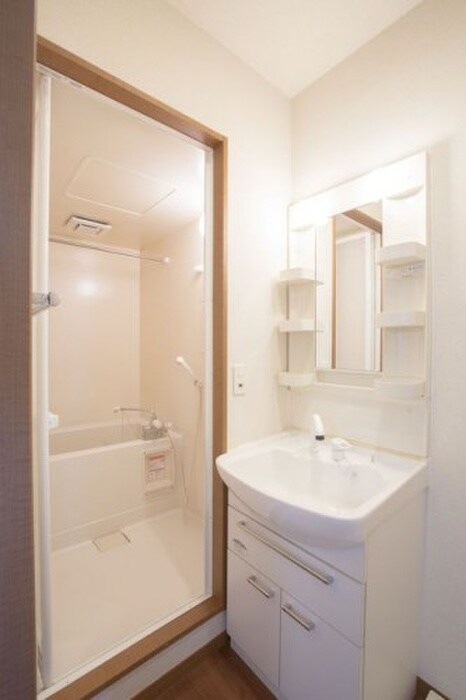 物件内観写真13　(洗面)