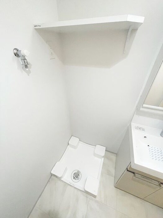 物件内観写真15　(洗濯機置場)