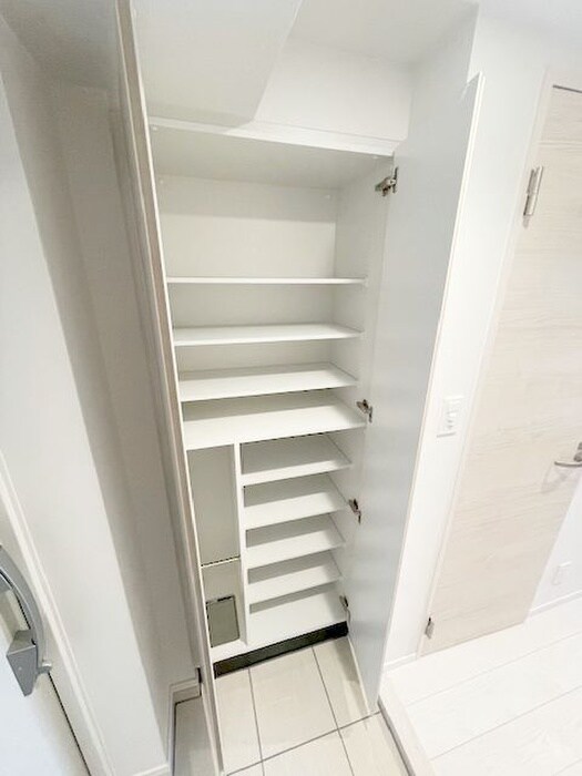 物件内観写真19　(靴箱)