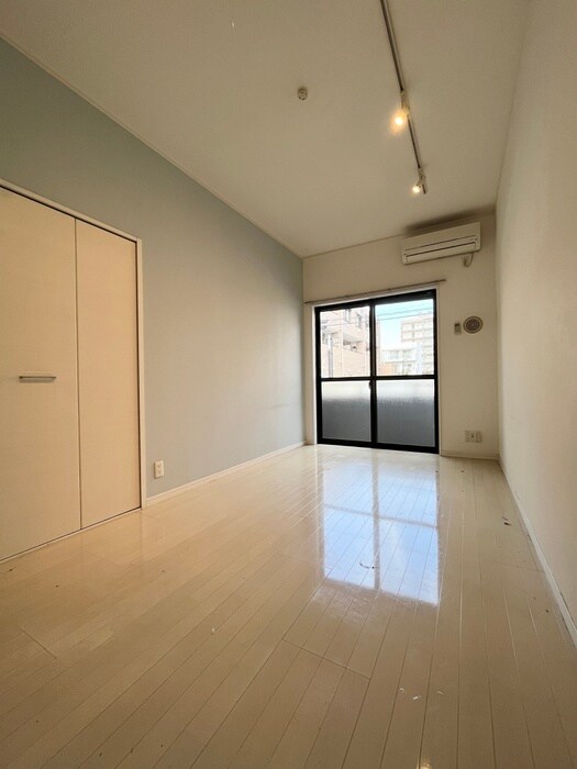 物件内観写真22　(居室)