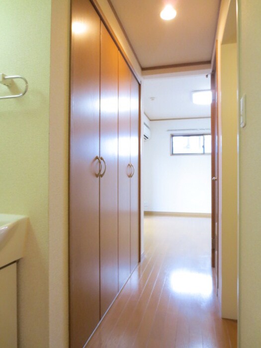 物件内観写真9　(居室)