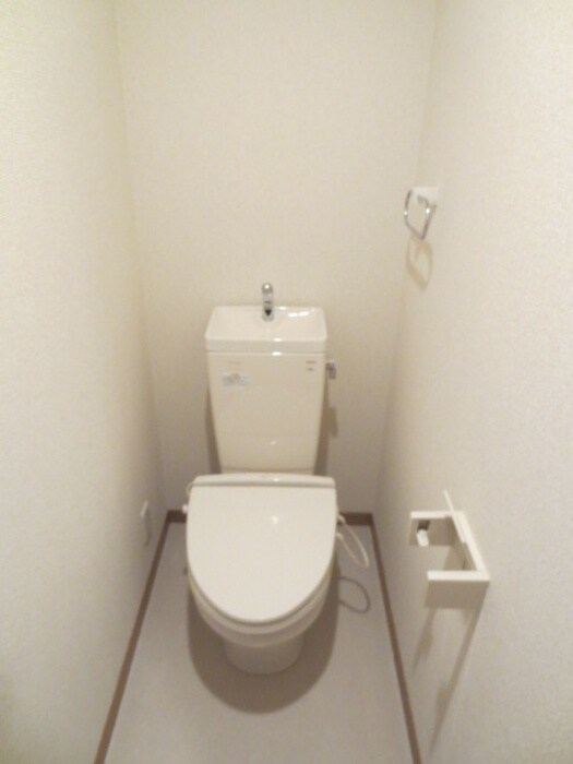 物件内観写真14　(トイレ)