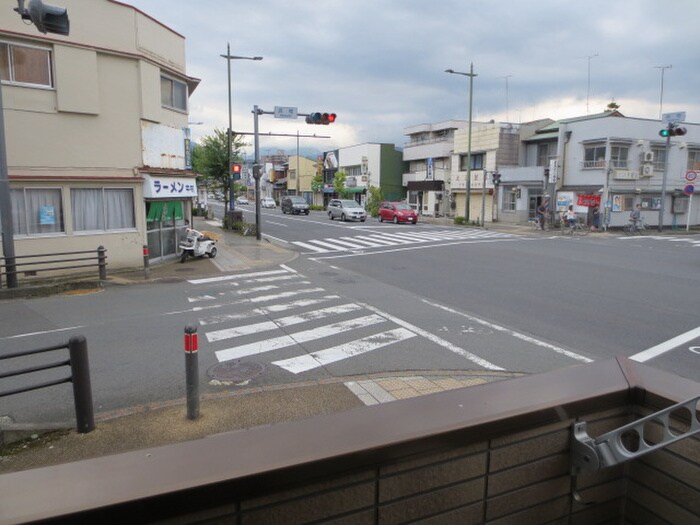 物件内観写真16　(室内からの展望)