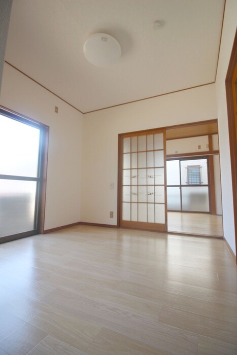 物件内観写真8　(居室)