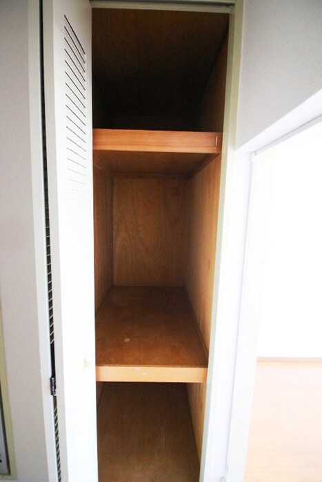 物件内観写真16　(収納)