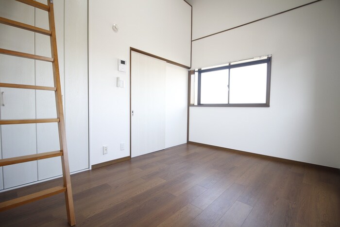 物件内観写真9　(居室)