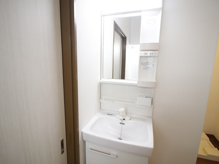 物件内観写真12　(洗面)