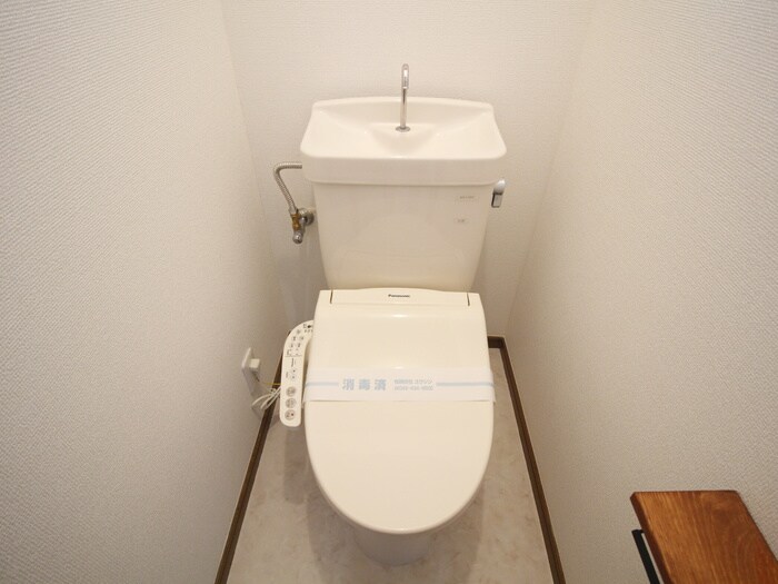 物件内観写真13　(トイレ)