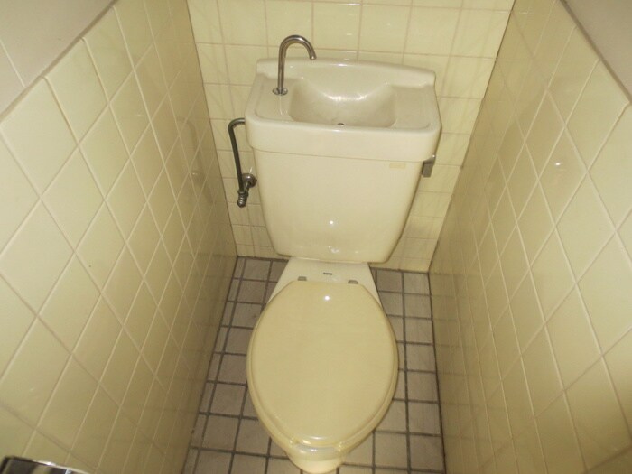 物件内観写真12　(トイレ)