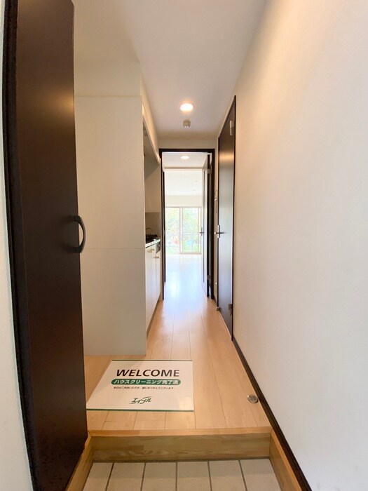 物件内観写真19　(廊下)