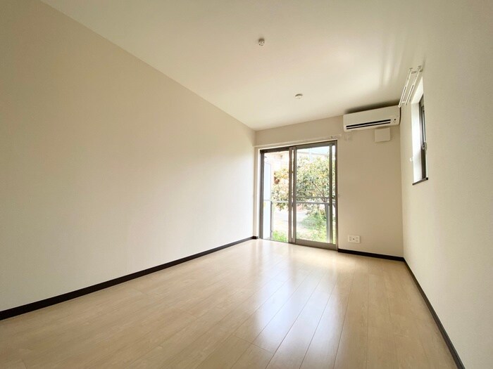 物件内観写真22　(居室)