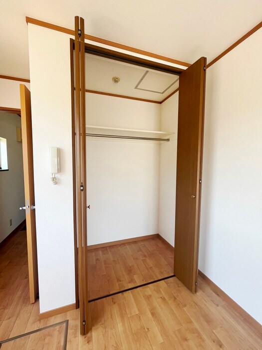 物件内観写真13　(収納)