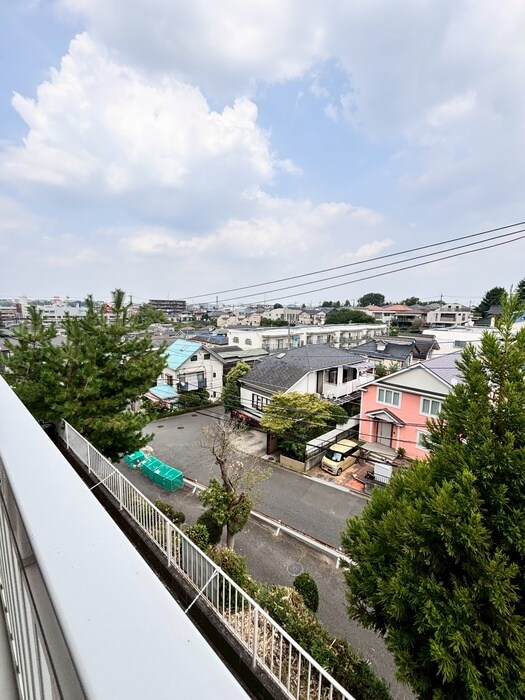 物件内観写真15　(室内からの展望)