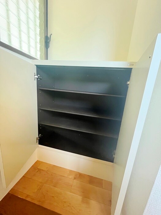 物件内観写真19　(靴箱)