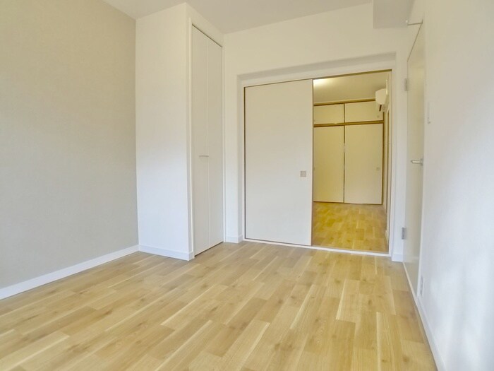 物件内観写真6　(居室)