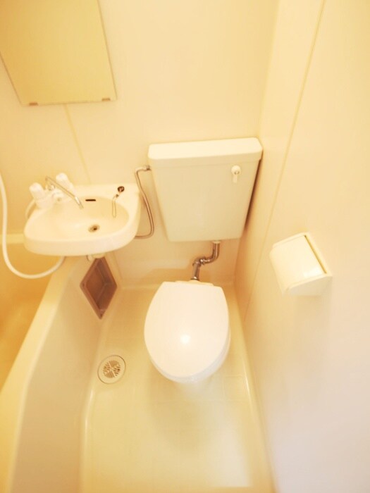 物件内観写真15　(トイレ)