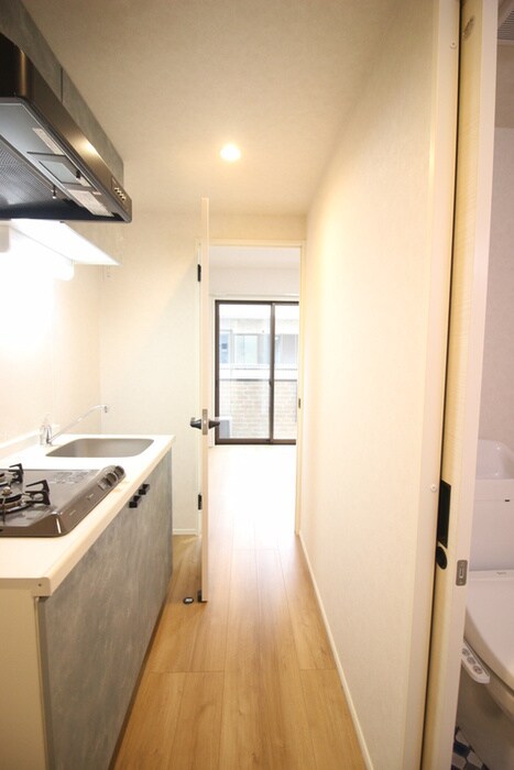 物件内観写真15　(廊下)