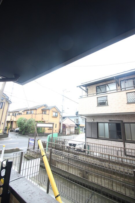 物件内観写真18　(室内からの展望)