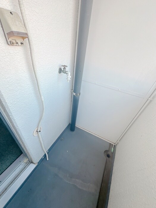 物件内観写真18　(洗濯機置場)