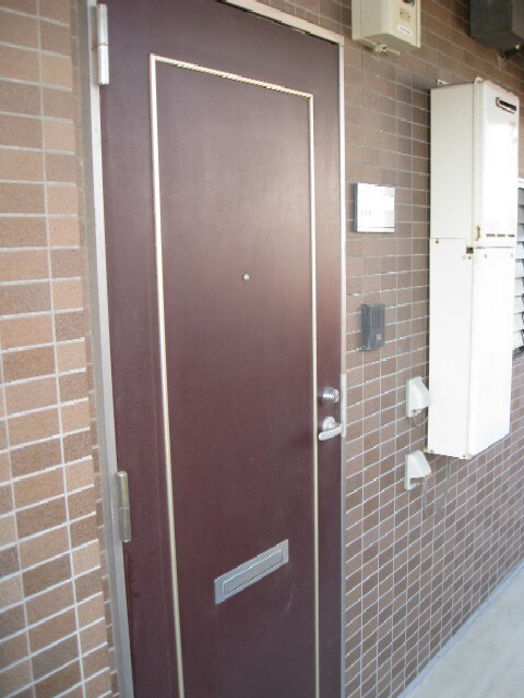 物件内観写真10　(玄関)