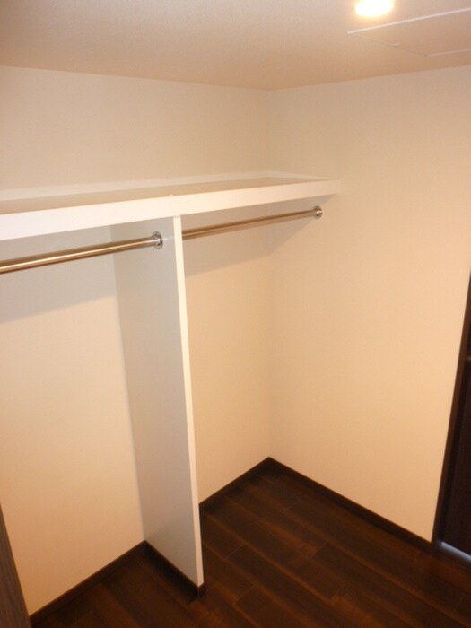 物件内観写真11　(収納)