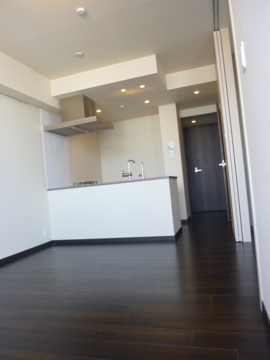 物件内観写真16　(室内からの展望)