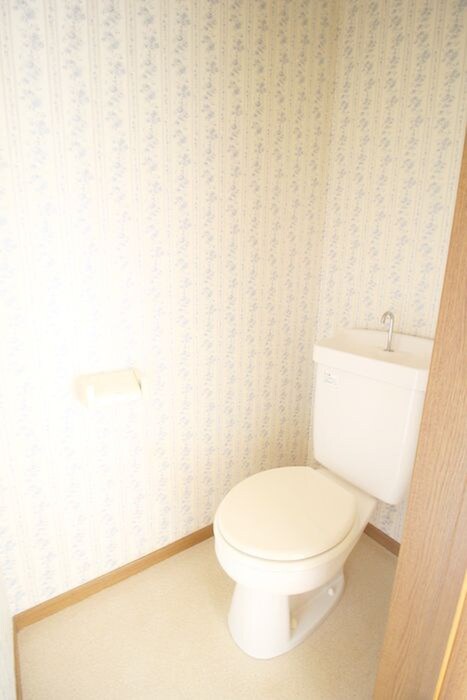 物件内観写真11　(トイレ)