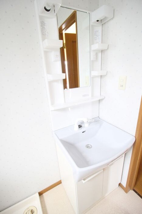 物件内観写真12　(洗面)