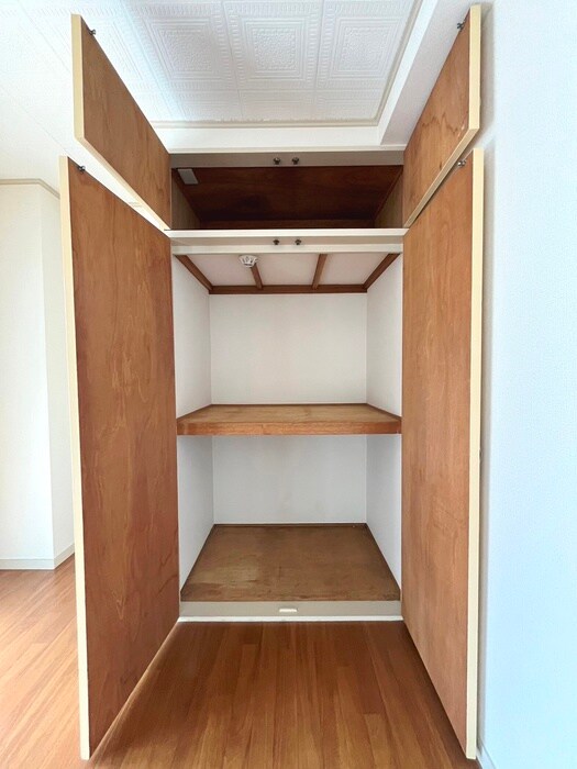 物件内観写真13　(収納)