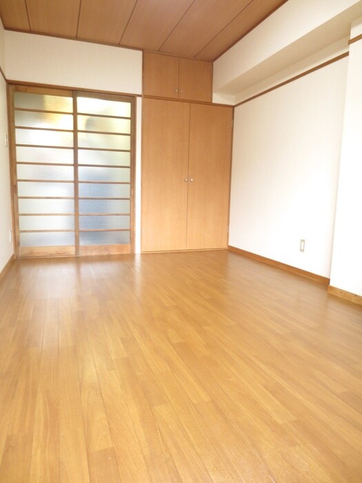 物件内観写真5　(居室)