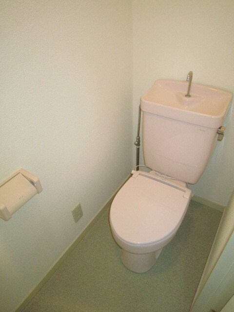 物件内観写真13　(トイレ)