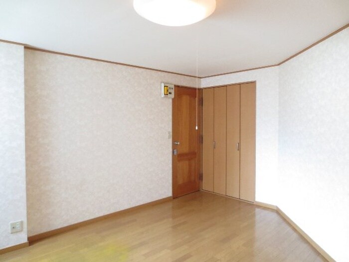 物件内観写真5　(居室)