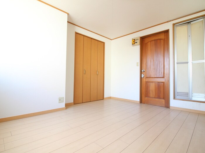 物件内観写真5　(居室)