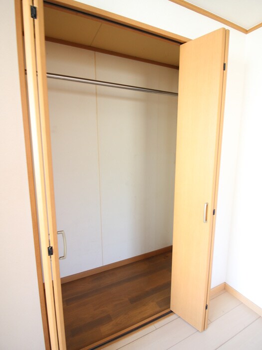 物件内観写真11　(収納)