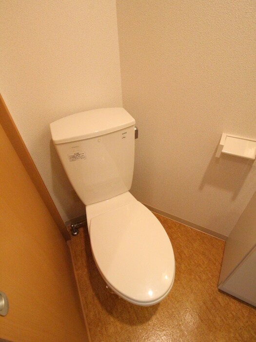 物件内観写真12　(トイレ)