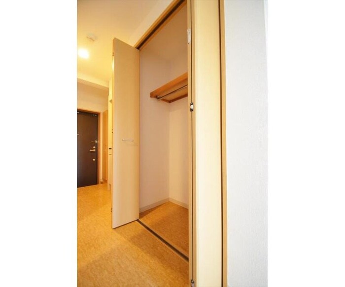 物件内観写真15　(収納)