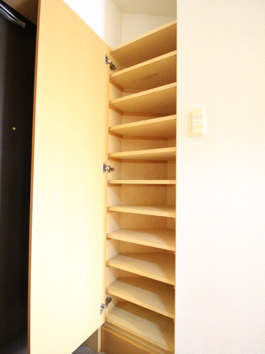 物件内観写真17　(靴箱)