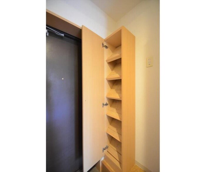 物件内観写真18　(靴箱)