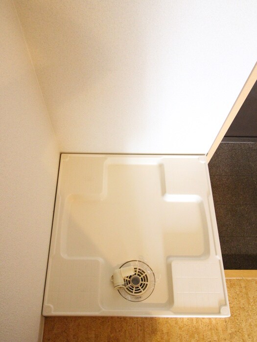 物件内観写真19　(洗濯機置場)