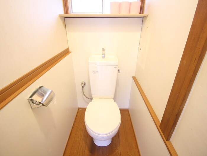 物件内観写真9　(トイレ)