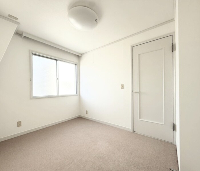 物件内観写真8　(居室)