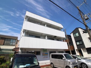 小宮マンション外観写真