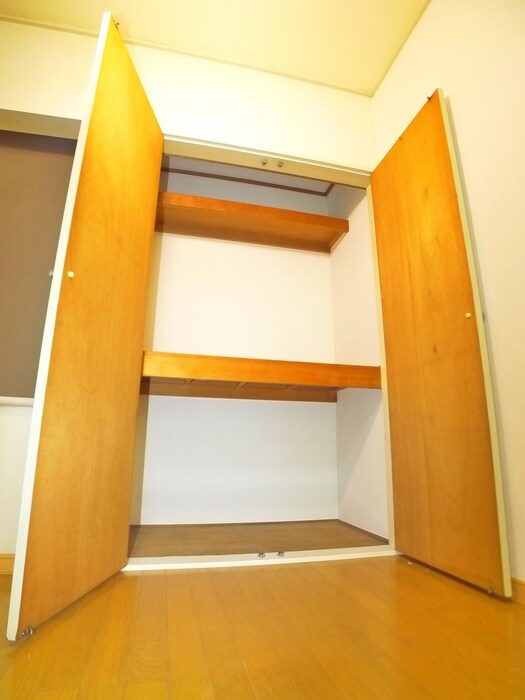 物件内観写真11　(収納)