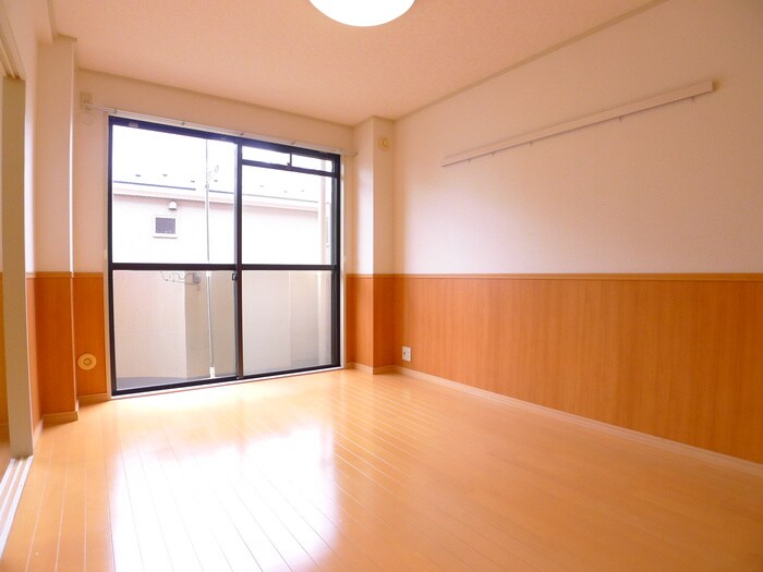 物件内観写真5　(居室)