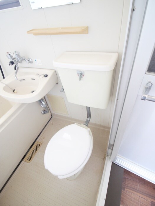 物件内観写真16　(トイレ)