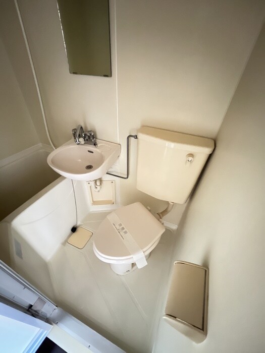 物件内観写真16　(トイレ)