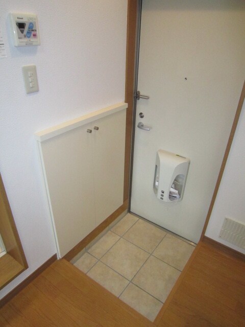 物件内観写真16　(靴箱)