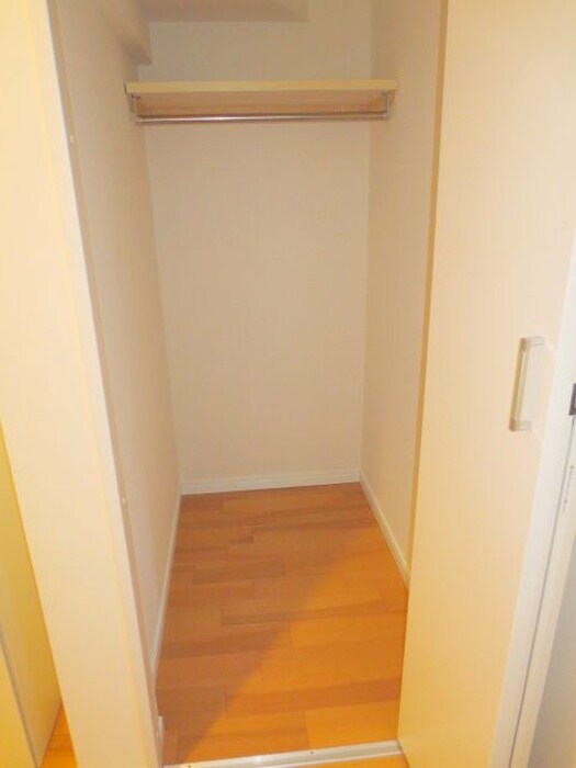 物件内観写真8　(収納)