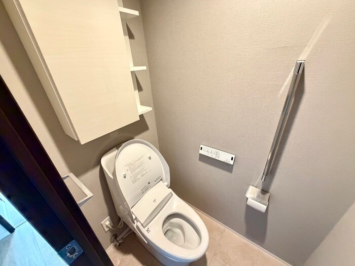 物件内観写真14　(トイレ)